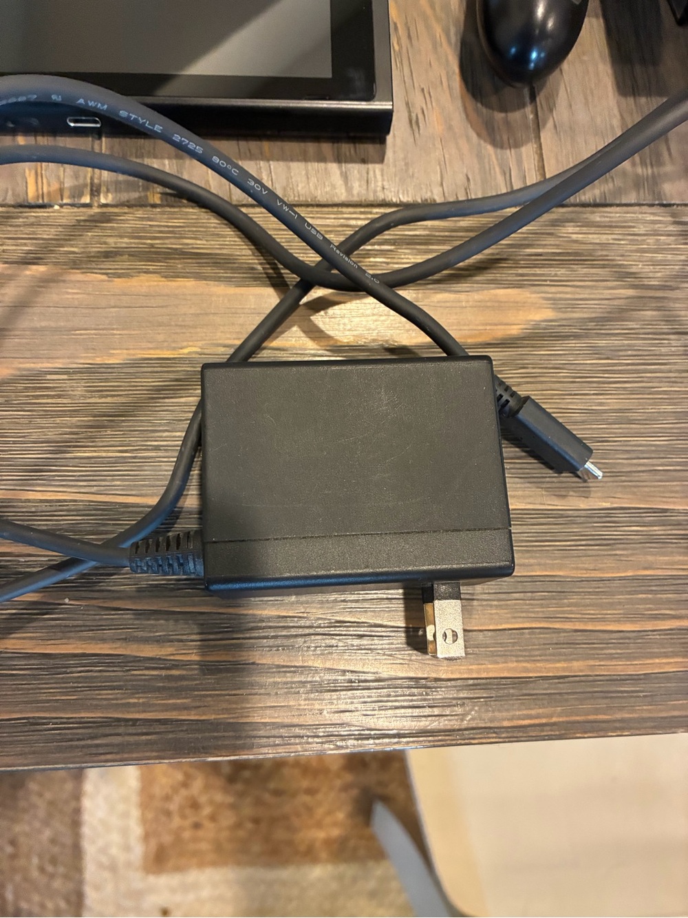 Nintendo Switch - Picture 3 of 10